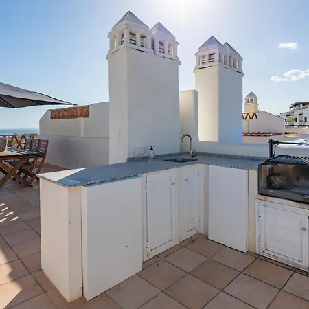 Amazing Sea View Townhouse Apartment *