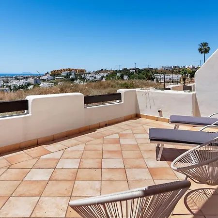Amazing Sea View Townhouse *