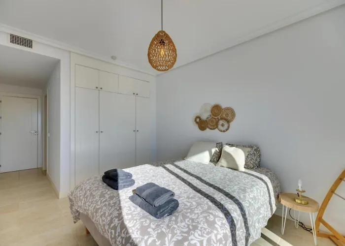 Sunset Golf Εστεπόνα